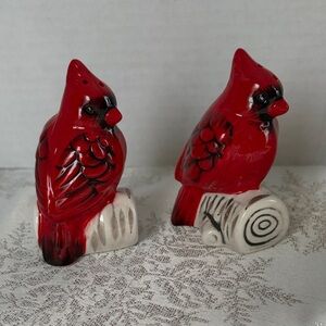 Red Cardinal Ceramic Salt & Pepper Shakers